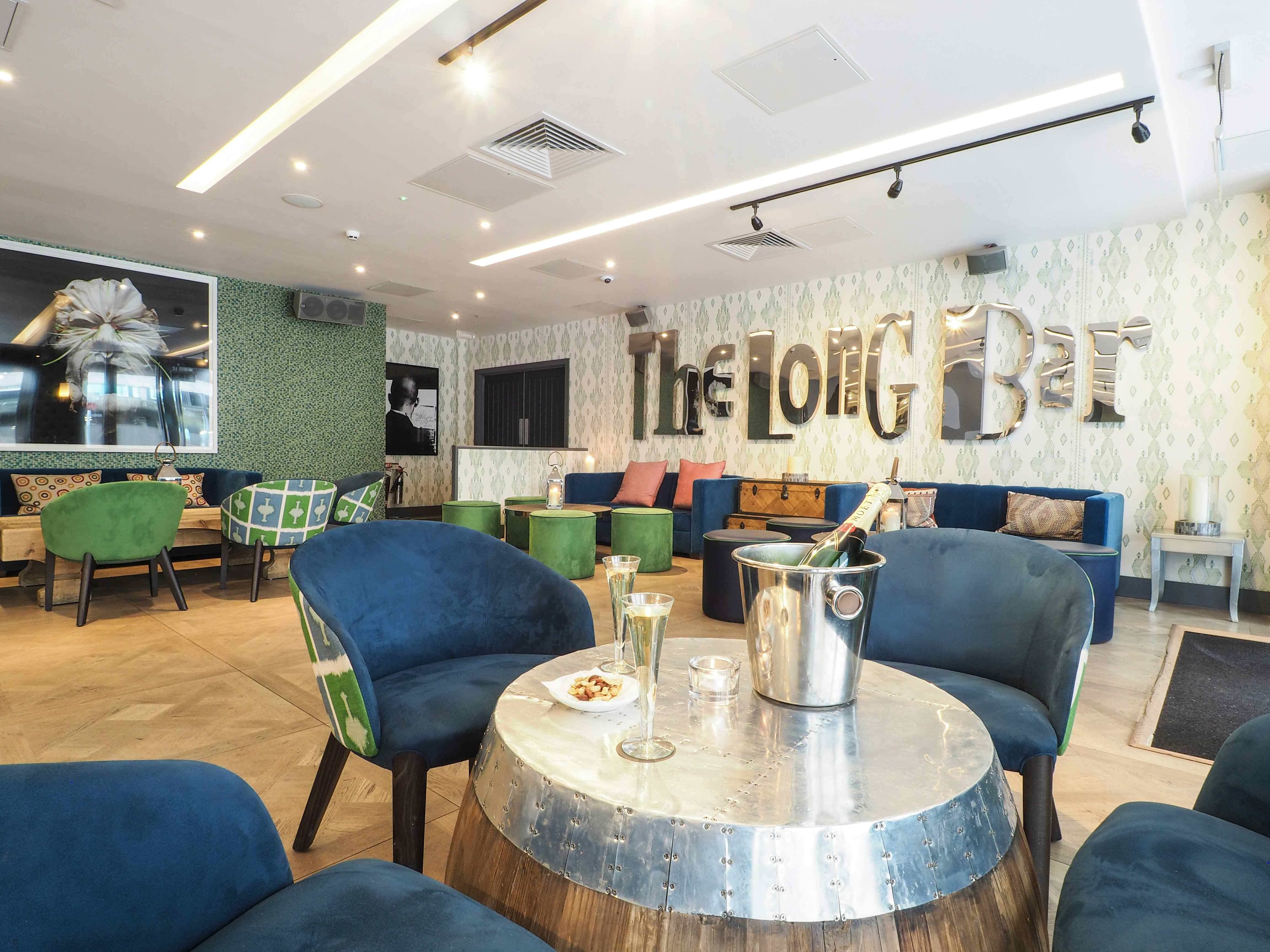 Hire Long Bar Late, Guildford Harbour Hotel • HeadBox